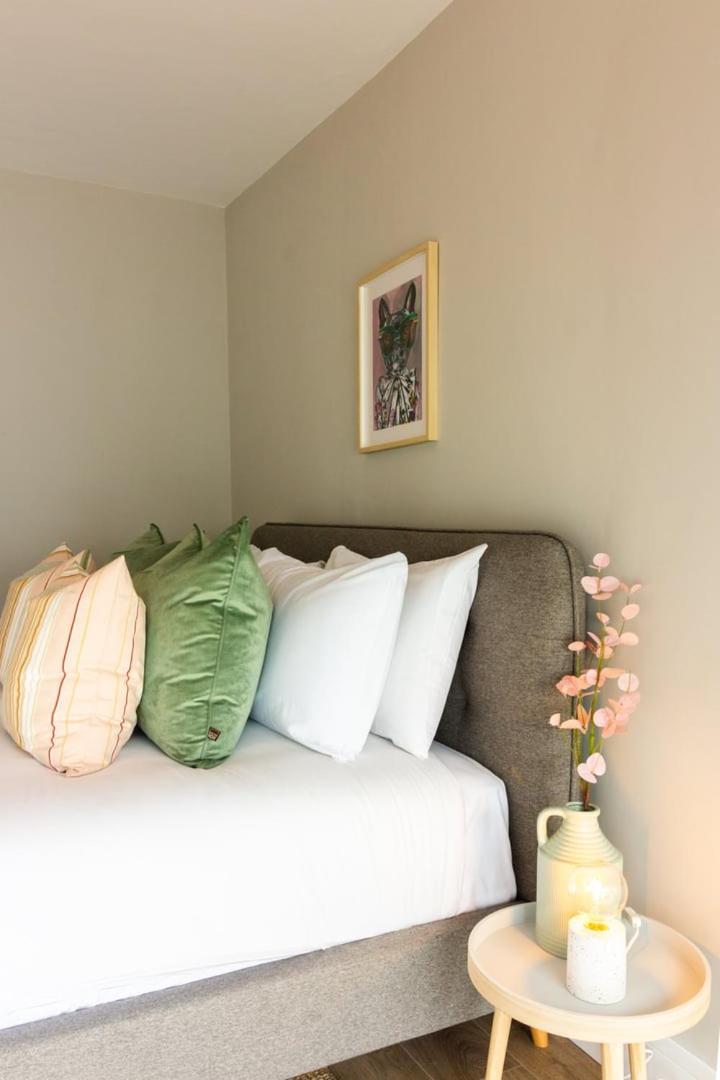 Guestready - Encantando O Apartamento 2Br No Newmarket Hall Дъблин Екстериор снимка