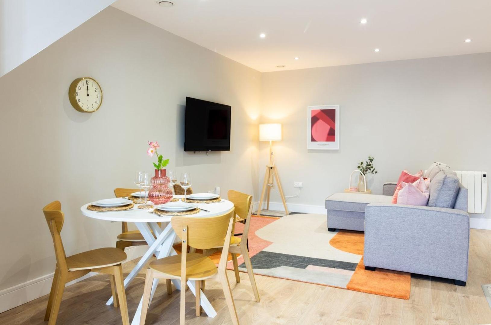 Guestready - Encantando O Apartamento 2Br No Newmarket Hall Дъблин Екстериор снимка